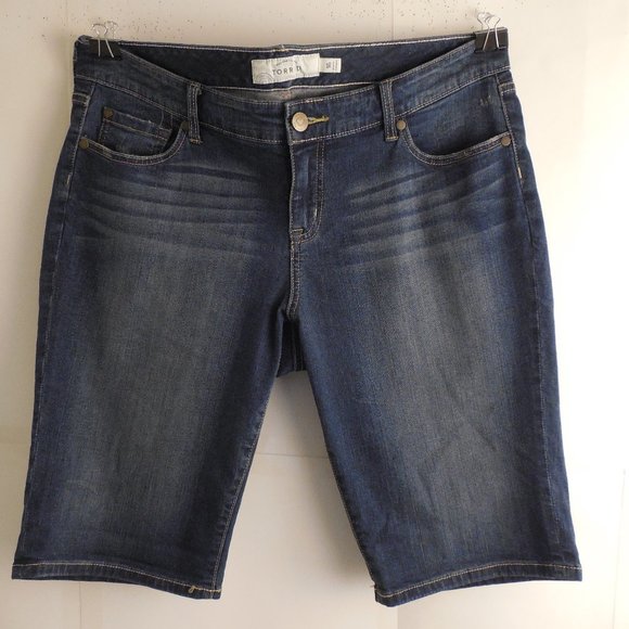 torrid Pants - 5510.....Torrid Denim Shorts Size 16
